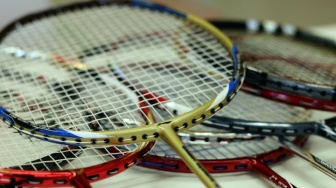 10 Rekomendasi Raket Badminton Terbaik untuk Pemula