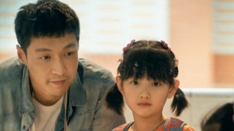 Ulasan Film China Mumu: Hangatnya Cinta Ayah yang Tak Pernah Terucap