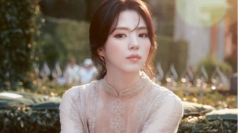 Nggak Bosan Lagi! 4 Ide OOTD Kasual Han So Hee, Feminin sampai Boyish Look
