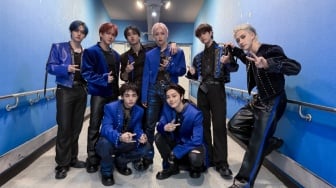 Ceremony oleh Stray Kids: Merayakan Pencapaian dan Momen Usai Bekerja Keras