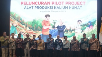 Inovasi PTBA dan UGM Hadirkan Kalium Humat Batu Bara untuk Swasembada Pangan Nasional