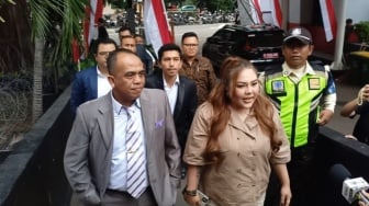 Misteri Buku Catatan Biru Lisa Mariana di KPK, Kunci Ungkap Korupsi Rp222 Miliar dan Seret Nama RK?
