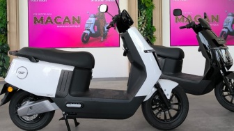 Polytron Fox-200 Diluncurkan, Cuma Rp 11,5 Juta