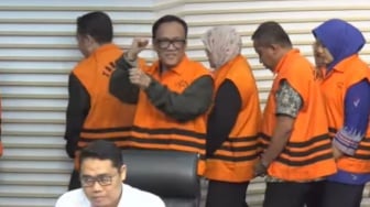 Jadi Trsangka KPK, Wamenaker Noel Sempat Nangis Pakai Rompi Oranye dan Tangan Diborgol