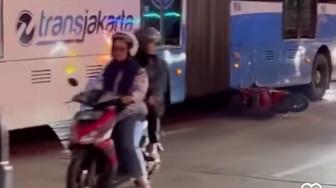 Tragis! Kecelakaan hingga Masuk Kolong Bus Transjakarta di Koja, Nasib Pemotor Bagaimana?