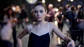 Mila Kunis Beberkan Perjuangan Ekstremnya Demi Peran di Film Black Swan