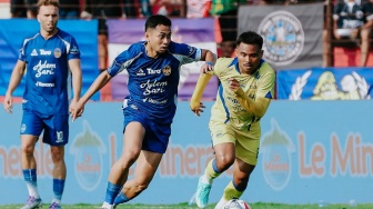Hasil BRI Super League: Persib Gagalkan Kemenangan PSIM Lewat Gol dan Penalti Dramatis