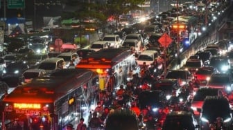 Pemprov DKI Dinilai Mundur Atasi Macet dengan Pangkas Trotoar di Jalan TB Simatupang