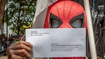 Minta Korupsi Sudewo Diusut, Warga Pati Kirim Surat Massal ke KPK