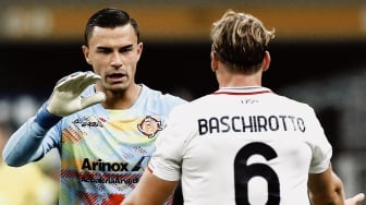 Momen Emil Audero Gagalkan Tendangan Roket Luka Modric di San Siro