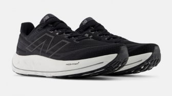 8 Rekomendasi Sepatu New Balance yang Nyaman untuk Usia di Atas 40 Tahun