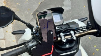 Bagaimana Cara Menghemat Baterai HP Saat Digunakan untuk Navigasi Maps? Ada Tips Khusus