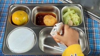 Komposisi Stainless Steel 201: Diduga Jadi Baki Makanan MBG, Non Food Grade, Terkandung Minyak Babi