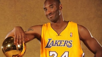 Mulai Digarap, Warner Bros Disebut Sudah Kantongi Naskah Film Kobe Bryant