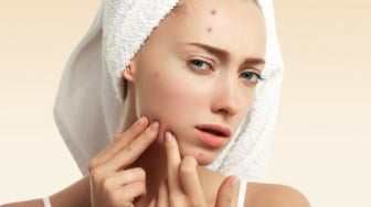 Aman Dipakai Tiap Hari! Ini 5 Daun Herbal yang Bisa Bikin Jerawat Minggat