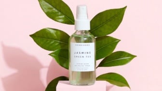 4 Rekomendasi Toner Jasmine Terbaik untuk Bantu Redakan Kemerahan dan Cegah Jerawat
