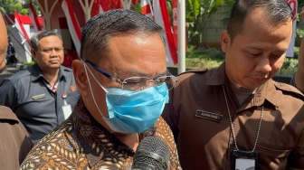Bakal Tersangka? Bupati Pati Sudewo saat Penuhi Panggilan KPK: Semoga Baik-baik Saja