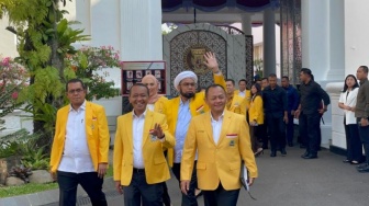 Bahlil Buka Suara Usai Temui Prabowo: Diskusi Sistem Politik Ideal dan Masa Depan Koalisi