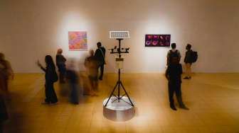 Seni Bertemu Data: Pameran 'Life Behind Data' Ungkap Fakta Mengejutkan tentang Indonesia di Jogja