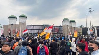 LIVE STREAMING: Demo Buruh 28 Agustus: Gedung DPR dan Istana Jadi Sasaran, 6 Tuntutan Disorot