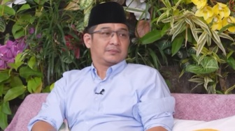 Pasha Ungu Lulusan Apa? Belain DPR RI 'Banyak Kok yang Kerja'
