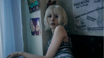 Sunmi Temukan Kenyamanan dan Cinta di Tengah Kesedihan di Lagu Baru 'Blue'