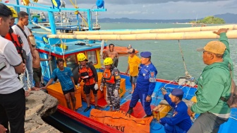 UPDATE Pencarian Penumpang KMP Tegar Jaya yang Tenggelam di Tegal Mas: 1 Ditemukan Tewas