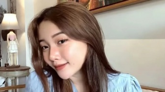 Perempuan Ini Japri Pratama Arhan: Assalamualaikum Calon Imam