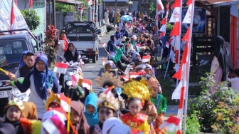 Kemeriahan Karnaval SD Muhammadiyah Belik:  Tampilkan Kreativitas, Pakaian Adat, dan Profesi