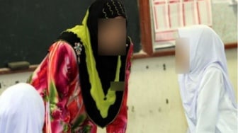 Viral Siswa Ejek Wajah Guru Gara-Gara Hal Sepele di dalam Kelas, Dinilai Tak Punya Adab