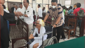 Nenek 93 Tahun di Bali Divonis Lepas dari Pidana oleh Hakim Langsung Ucap Arigatou