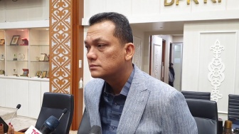 Anggota DPR Sengaja Tak Ngantor saat Demo 28 Agustus? Martin: Bukan Menghindar, Ada Jadwal Rutin