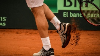 5 Rekomendasi Sepatu Tenis yang Bagus dan Nyaman, Cocok Buat Pemula sampai Pro
