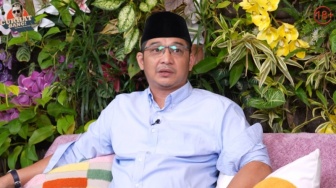 Begini Reaksi Pasha Ungu Saat Disentil Kuping DPR Terlalu Tipis