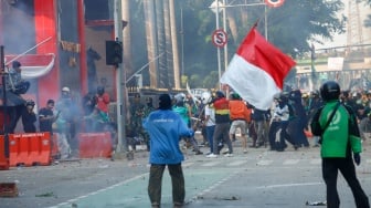 Gelombang Aksi Kian Memanas, Bayang-Bayang Tragedi 1998 Kembali Terngiang