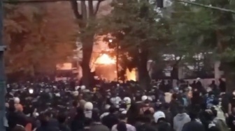 Rumah MPR RI Ludes Dibakar Demonstran