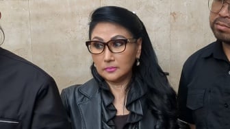 Balasan Menohok Lita Gading Usai Diperiksa Atas Laporan Ahmad Dhani