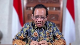 Seruan Mahfud MD Soal Kerusuhan: Aparat Bukan Musuh Rakyat! Tapi . .
