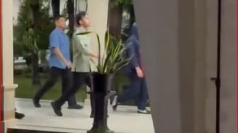 Gibran Diam-Diam Jenguk Korban Demo Jakarta di RS Pelni