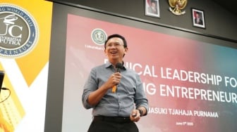 Ojol Tewas, Ahok Sebut DPR Takut: Kenapa Tidak Berani Terima Orang Demo?