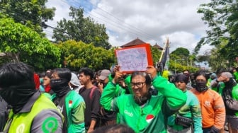 Ojol Curhat ke Gibran: Pendapatan Anjlok, Trauma Narik Pasca Kerusuhan!