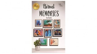 Ulasan Novel Eternal Memories: Perang Sepi antara Nyata dan Terasa Nyata