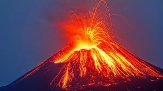 CEK FAKTA: Benarkah NASA Konfirmasi Ledakan Besar Gunung Aktif di Bumi Tahun 2025?