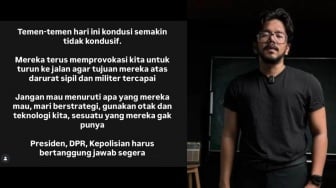 Situasi Makin Panas, Ferry Irwandi Ajak Masyarakat Gunakan Strategi dan Teknologi