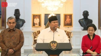 Sinyal Keras dari Istana: Prabowo Sebut Ada Gejala Makar, Perintahkan Aparat Tindak Tegas