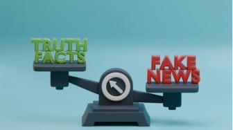 Hoaks dan Deepfake: Saat Dunia Maya Menentukan Realita Kita
