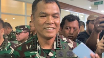 Tepis Isu TNI Lakukan Pembiaraan saat Penjarahan Terjadi, Waka Panglima TNI: Kita Taat Konstitusi