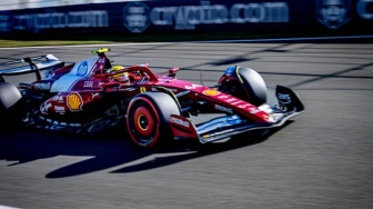 Masa Depan Hamilton di Ferrari Suram Usai Tabrak Tembok di GP Belanda
