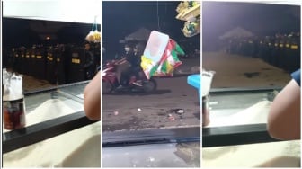 Viral Momen Warung Madura Santai Berjualan Dikelilingi Aparat Brimob Saat Demo Memanas