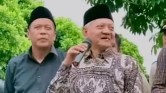 Siapa Ketua DPRD Wonosobo? Viral Salah Baca Pancasila hingga Diolok-olok Massa Demo!